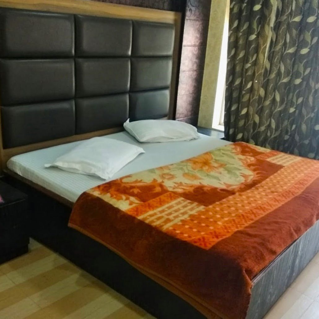 Hotel Krishna New Palace Katra Hotel devotional point