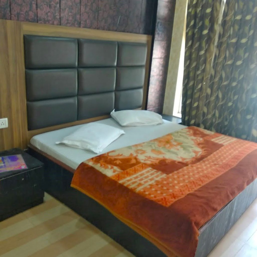 Hotel Krishna New Palace Katra Hotel devotional point