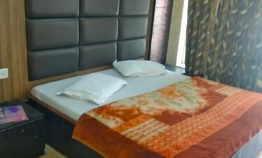 Hotel Krishna New Palace Katra Hotel right Yatra