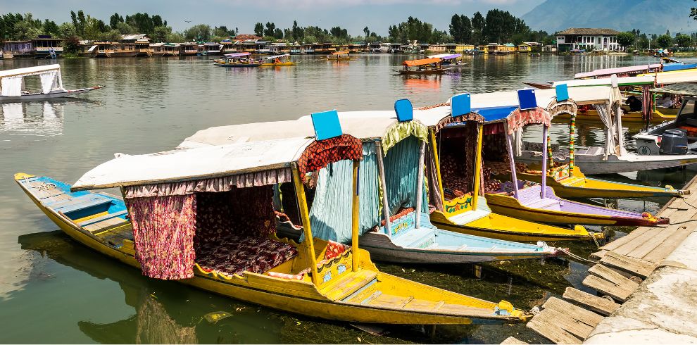 Kashmir Tour Package 3N-4D @7,999 Book Now 1 Kashmir tour package